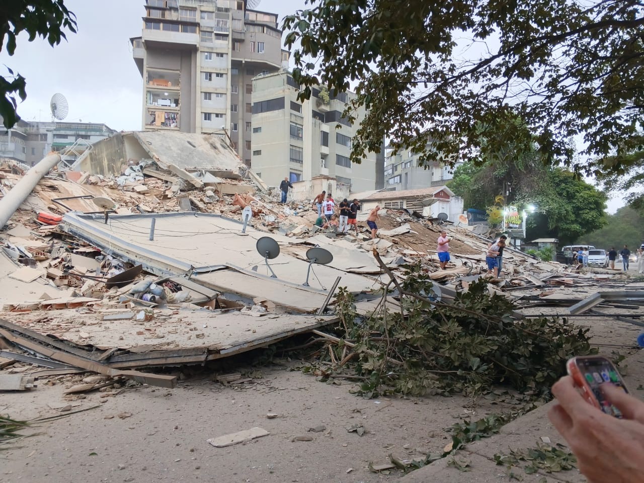 Área destruída por desabamento após o terremoto